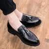 Modeskos kontor för män casual skor klubbfest andas andas läder loafers som kör mockasiner bekväm slip på mockasiner