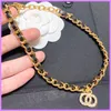 النساء أزياء المختنقون قلادة مصمم مجوهرات جلدية حبل الذهب القلائد اكسسوارات المرأة للحزب مع الماس D223074F