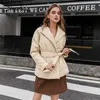 Parkas curtas e quentes de algodão acolchoadas femininas com cinto outono inverno casacos femininos mangas compridas elegante lapela sobretudo 211018