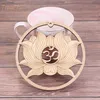 Mats Pads Laser Gravura Flor de madeira Round Coasters Placemats Table Home Decoration Crafts 1PCS4998277