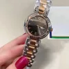 Klassisk Nya Kvinnor Geometriska Diamanter Quartz Armbandsur Rostfritt Stål Sapphire Glass Klockor Kvinna Nummer Kalender Klocka 30mm