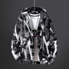 Wiosna Mężczyźni Kurtka Luminous Hip Hop Retro Kolor Patchwork Kurtki Windbreaker Streetwear Track Hipster Plus Size 5XL 6XL 7XL 211013
