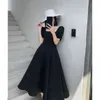 Quadratischer Kragen Schwarz Freizeitkleider für Frauen Kurzarm Elegantes Midikleid Kleid Koreanische Bürodame Sommer Chic 210521