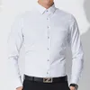 Branco camisa de vestido homens de bambu fibra elástica homens magro caber camisas de manga comprida camisa de negócios mens botão camisa formal camisas masculinas formais 210524