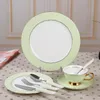 Pratos Placas Bone China Placa De Cerâmica Conjunto Faca De Faca De Forquilha Colher Jantar Dinnerware Europeia Cozinha Porcelana Talheres de Porcelana 8 Pc