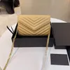 2021 الأزياء الساخن مصمم حقائب الكتف أعلى جودة المرأة المشبك crossbody رسول حقيبة فاخرة متميزة سلسلة حقيبة يد مساء المحفظة سيدة الفم