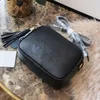 2023 Letter Womens Tassel Camera Bag varumärken axelväskor Crossbody Shell mode små messenger totes handväskor för flickor tofsar sac bra