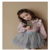 T-shirt per ragazze coreane Autunno Inverno Ragazza Carino Pizzo Cotone manica lunga Abbigliamento per bambini E20582 210610
