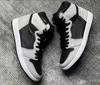 1 High OG Shadow 2.0 Black Grey Toe Mens Basketballs SportsL Shoes 1s Men Sports Designer Fashion Sneakers