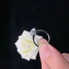 Vintage Lotus Smycken Pass test 1ct d Vvs1 Moissanite Diamond Real White Gold Ring Engagement Kvinnor Bröllop 14k
