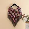 Camisolas femininas Bohemian Retro Colorful Crochet Shawl Poncho Tops com Borla Mulheres Sexy Hollow Out Hook Beach Cape Coberna Up Knitwear