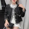 Damskie Kurtki 2021 Ladies Temperament Jacket Mały styl zapachowy Retro Krótki Tweed Płaszcz Loose Koreański Pear Pearl Button Kobiece