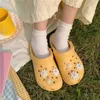 Women Beach Slippers Girl Hole Crocse Sandals Outdoor Leisure Flat Clogs Woman Cute Garden Flip Flops Ladies DIY Croc Slides Y0714