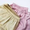 Suyadream kvinna silke shorts 19mm 100% silke satin Bekväm hälsosam elastisk midja hem vår sommar solid kort 210724