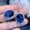 Big Oval 7 Blue Crystal Sapphire Topaz Pietre preziose Anelli di diamanti per le donne Oro bianco Colore argento Gioielli per feste Bague Gift