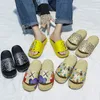 Summer male indoor home slipper couples wear thick bottom non-slip comfortable, lightweight and lovely cartoon beach sandals in large size 39-45