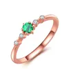 Natural 18k Rose Färg för Kvinnor Fina Bröllop Bands Gemstone Cocktail Smycken Emerald Gold Rings