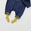 Vår Koreanska Naval Wind Spädbarn Soft Denim Jumpsuit Baby Romper Klättring Kläder Born Girl Outfit 210515