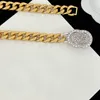 Damdesignerhalsband Pearl Lady Halsband Dam Diamanter Letter Enkel Lyx Elegant Golden Chain Mode Jariser