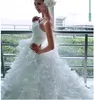 2021 Vintage Strapless Beading Princess Bride Fashion Models Big Fluffy TailL Long Tail Wedding Dress Bridal Gown Real Photos 0509