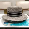 여자 와이드 브림 모자 짚 버킷 모자 삼각형 디자이너 모자 여성 FA