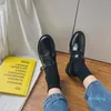 Estilo britânico Designer de luxo vintage fivela sapatos marca meninas casuais saltos casuais bombas estudantes simples couro macio 2021