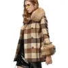 Maomaokong Natural Real Fur Raccoon Collar Manschetter Plaid Women Jacket Kvinna Woolen Coat Winter OuterWear 210930