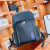 Edizione limitata BASKETBALL X BACKPACK Borsa sportiva da uomo Monogrammi Stampa in rilievo Pelle martellata Zaini Borse tote M45581 M579723007