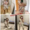 Lente bladeren gedrukt vrouwen pyjama katoen plus size tweedelige set korte mode lange mouw thuis kleding vrouwelijke nachtkleding 210708