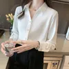 Koreanska kvinnor Silktröjor Satin Blusar Långärmad toppar Kvinna Vit blus V-Neck Top Plus Size 220307