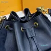 Balde Bag 24cm Coleção de Couro Greened Womens Luxurys Designers Cross Body Bags Bolsas Bolsas Bolsas Crosses Crosses