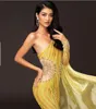 Robe de mariée Robe de soirée Femme Gaine en tissu Sirène Yousef aljasmi Robe femme Kim kardashian Une épaule Jaune Avec cape