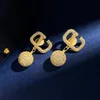2022 Designer Stud Earrings For Women Men Pearl Hoop Earring Luxurys Designers Letter Fully-jewelled V Stud Earrings D2201223Z