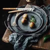 European Retro Handle Metal Plate Handmade Round Forged Storage Bread Tray Home Decoration Garden Restaurant 210423