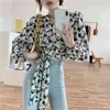 Ezgaga Vintage Chemisier À Manches Longues Femmes Floral Imprimé Col En V Élégant Printemps Mode Coréenne Crop Tops Slim Dames Chemises Casual 210430