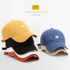 手紙M刺繍スナップバック帽子カジュアル女性男性野球帽ユニセックス屋外多色トレンディスタイルキャップ
