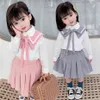 女の子のための女の子の女の子の服のパッチワークトラックスーツ