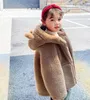 Jaquetas inverno casacos de pele real casacos casuais Shearing de pelúcia quente cordeiro com capuz Kids Roupas 100% Wool Outerwear Overcoats L1354