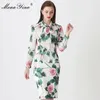 Mode Runway Sommar Två Piece Set Kvinnors Eleganta Bow Collar Bluse + Kjol Rose Flower Print Office Lady Suit 210524