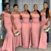 Sexig dammig rosa ASO EBI Mermaid Bridesmaid Dresses Special Wedding Party Dress One Shoulder Lace Appliques Sweep Train Maid of Honor Gowns Custom Made