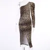 CNYISHE Sexy Party One Shoulder High Split Dress Women Spring Casual Leopard Printed Bodycon Dresses Female Midi Dress Vestidos 210419