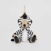 Kawaii Bag Charm Chain Vintage Cartoon Bear Toy Doll Car Украшения для лучшего друга Подарочный брелок Женские аксессуары 2020 H1126