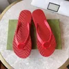 Alta Qualidade 2022 Mulher Designer Liso Sandálias Espuma Slippers Moda Senhoras Sapatos De Metal Buckle Luxo Sexy Outdoor Flip Flops com caixa original