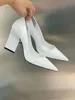 Factory direct selling boutique women's Flyline formal shoes Square heel height 8.5cm low cut black and white outdoor pointed sho es 35-41