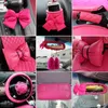 ceintures de sécurité roses