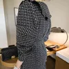 Winter Koreaanse versie wollen jurk dubbel-breasted frenulum slank tweed lotus blad rand pakket hip jurk 210506