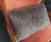 Coussin d'oreiller en peluche à pompon classique de styliste de luxe, gris, assorti à tout, à la mode, grande taille 40x60cm, taille arrière, arrivée 2022