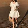 Été femmes Mini fête à manches courtes en dentelle blanche Vintage tunique robe de plage 210415