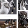 ビリード樹脂馬像モーデンアート動物の置物オフィスの家の装飾アクセサリー彫刻年ギフト211105
