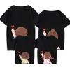 Casual family look matchande outfits t-shirt kläder mor far son dotter barn baby sommarutskrift 210521